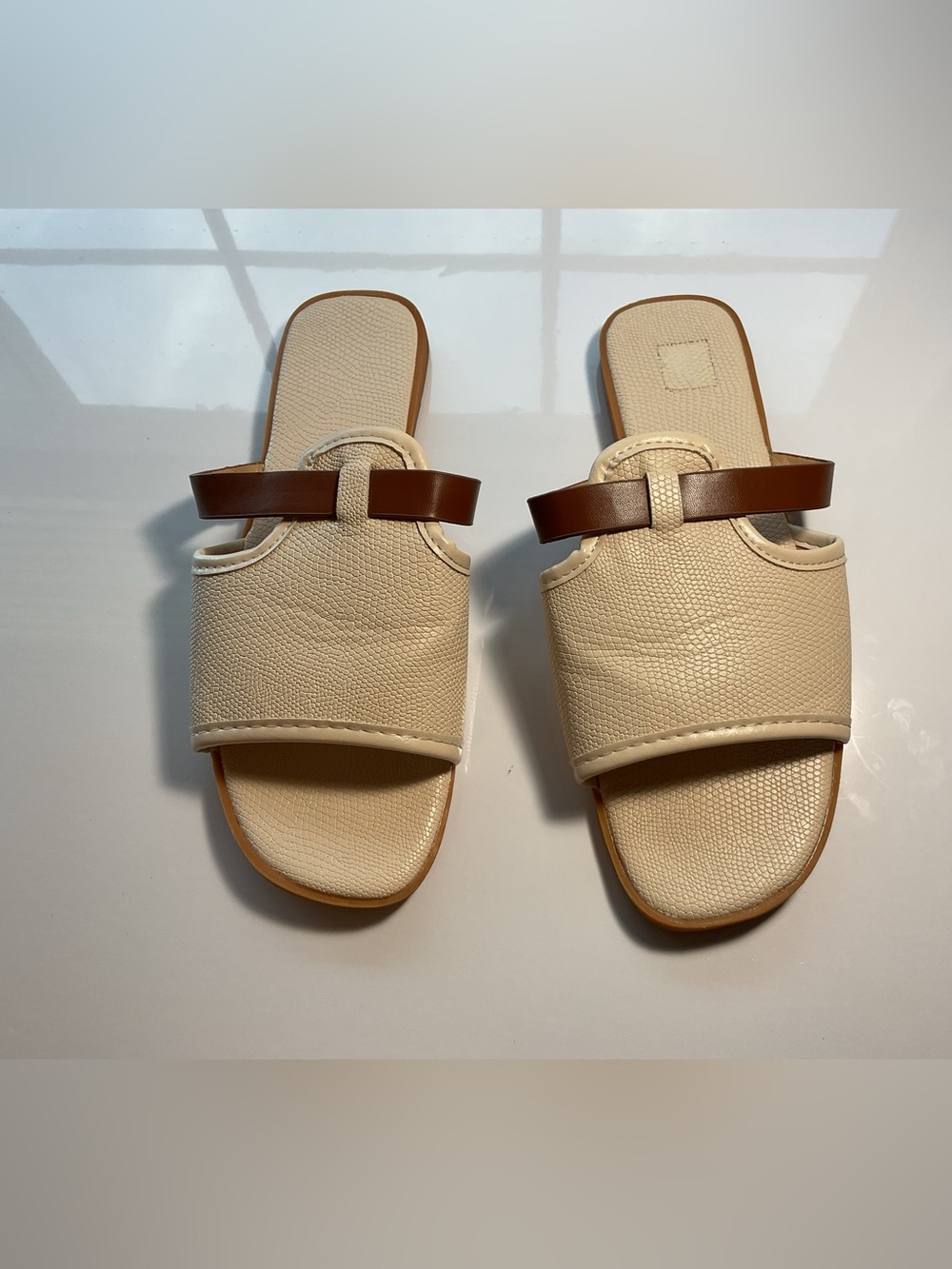 Women’s Cream & Brown Slide Sandals Size 38 Minimalist Summer Flats